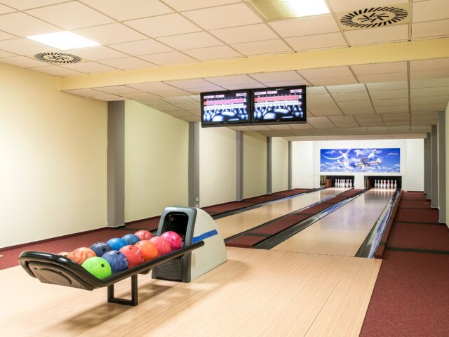 Bowling